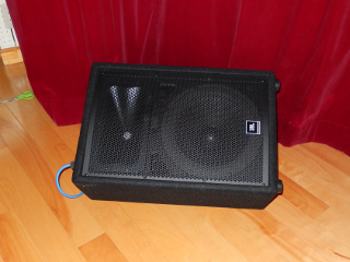 ステージ上モニタ(跳ね返り)スピーカ ステージ・モニタ・スピーカ